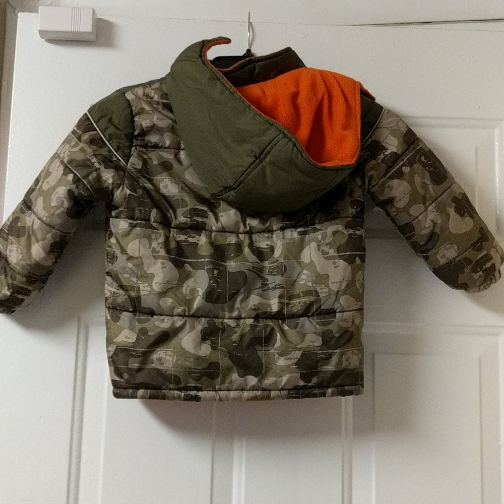 Clothes - Picture 2 of 2